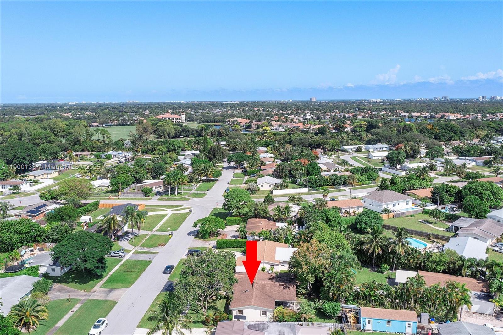 PALM BEACH CABANA COLONY - Residential