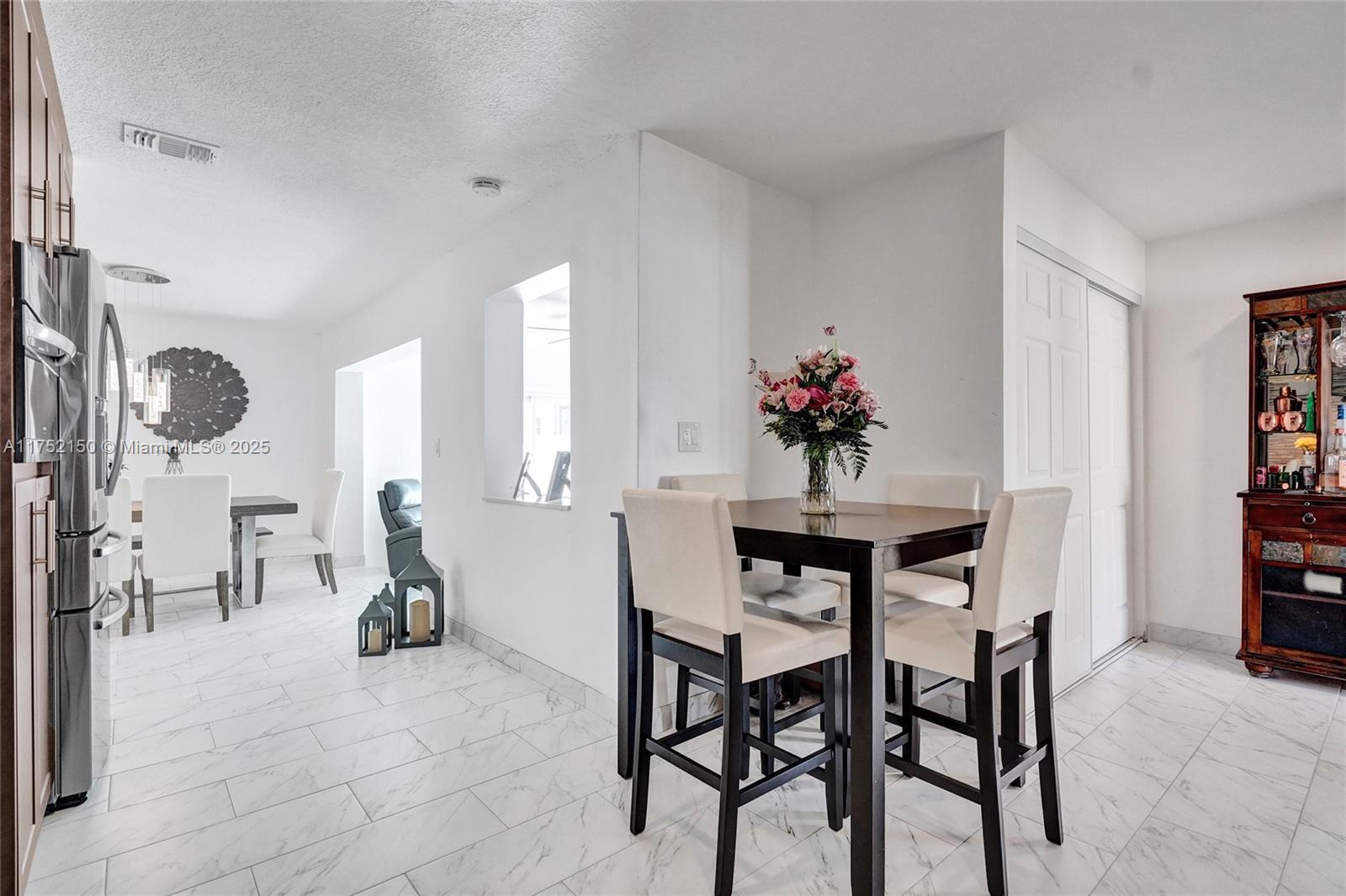 DRIFTWOOD ESTATES NO 10 - Residential