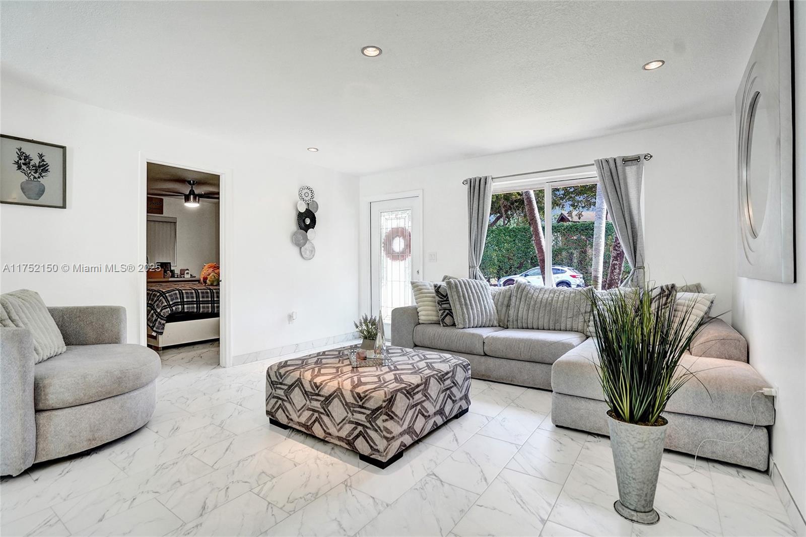 DRIFTWOOD ESTATES NO 10 - Residential