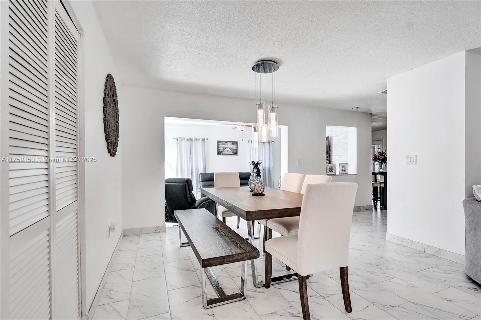 DRIFTWOOD ESTATES NO 10 - Residential