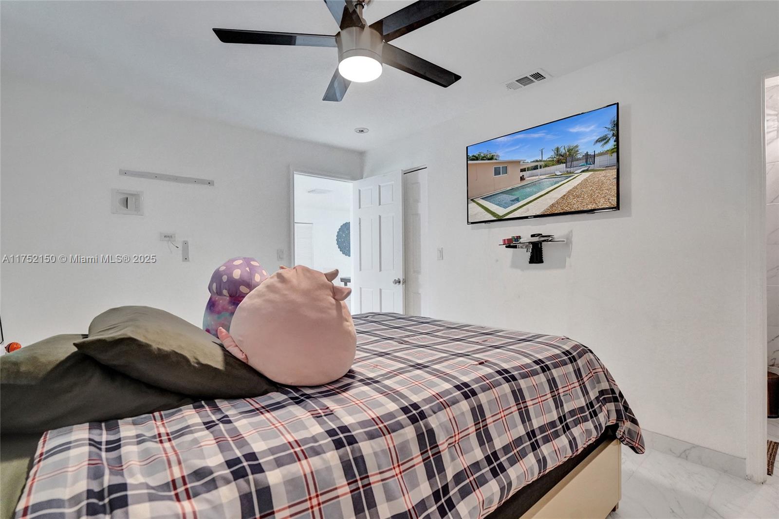 DRIFTWOOD ESTATES NO 10 - Residential