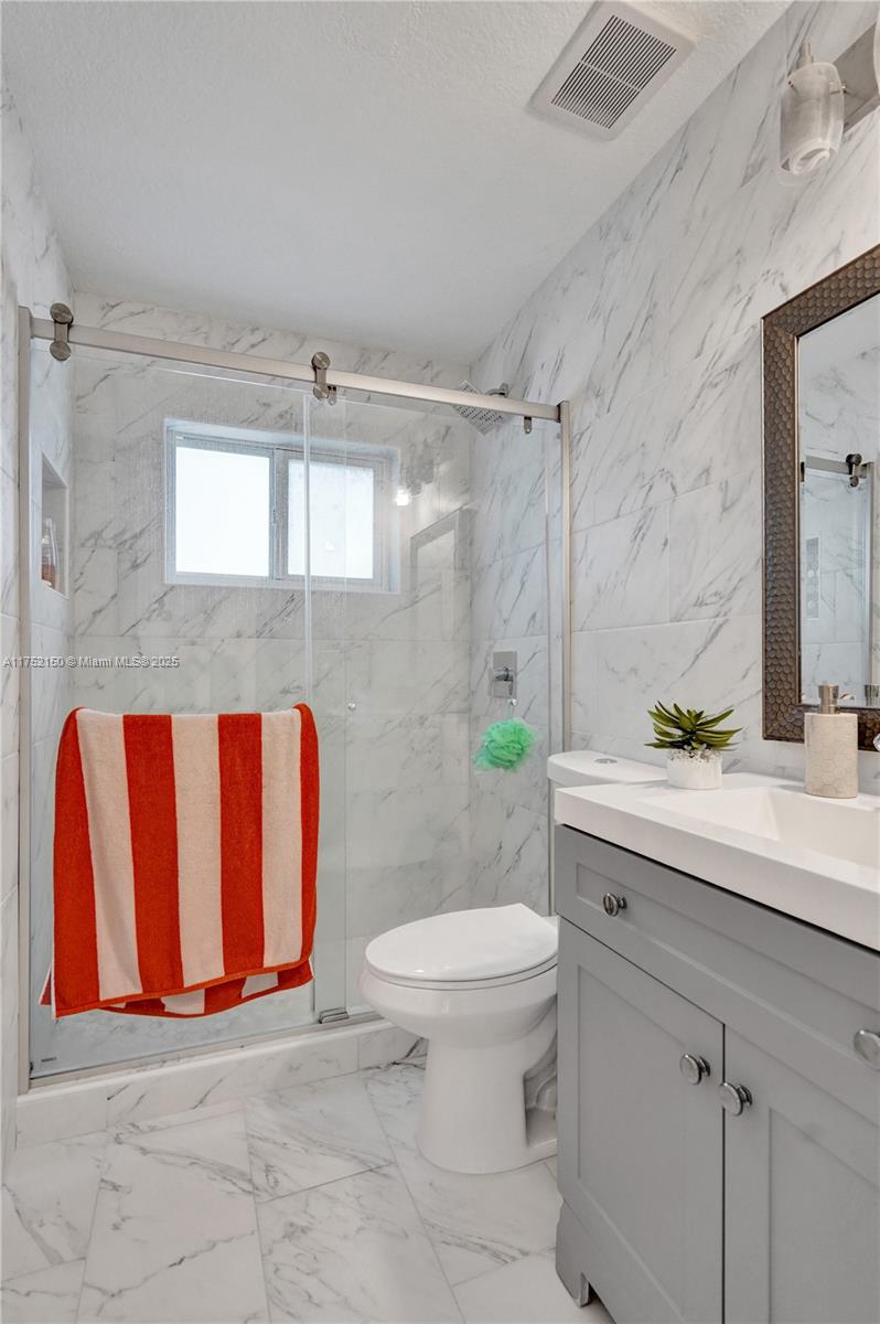 DRIFTWOOD ESTATES NO 10 - Residential