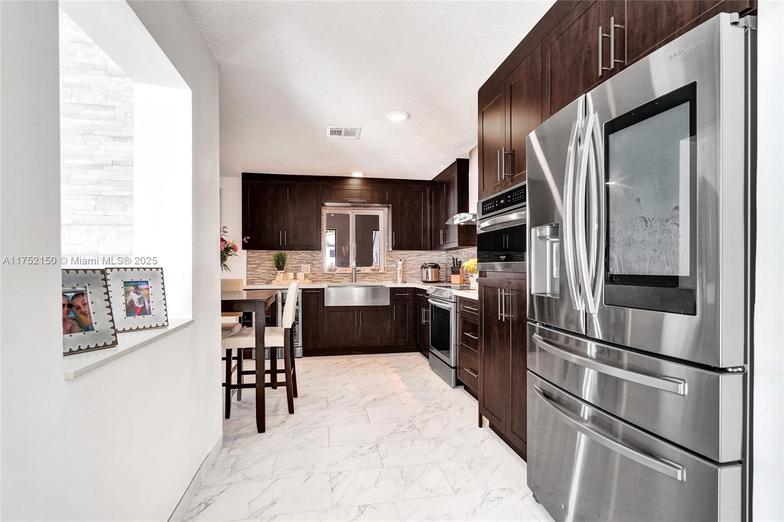 DRIFTWOOD ESTATES NO 10 - Residential