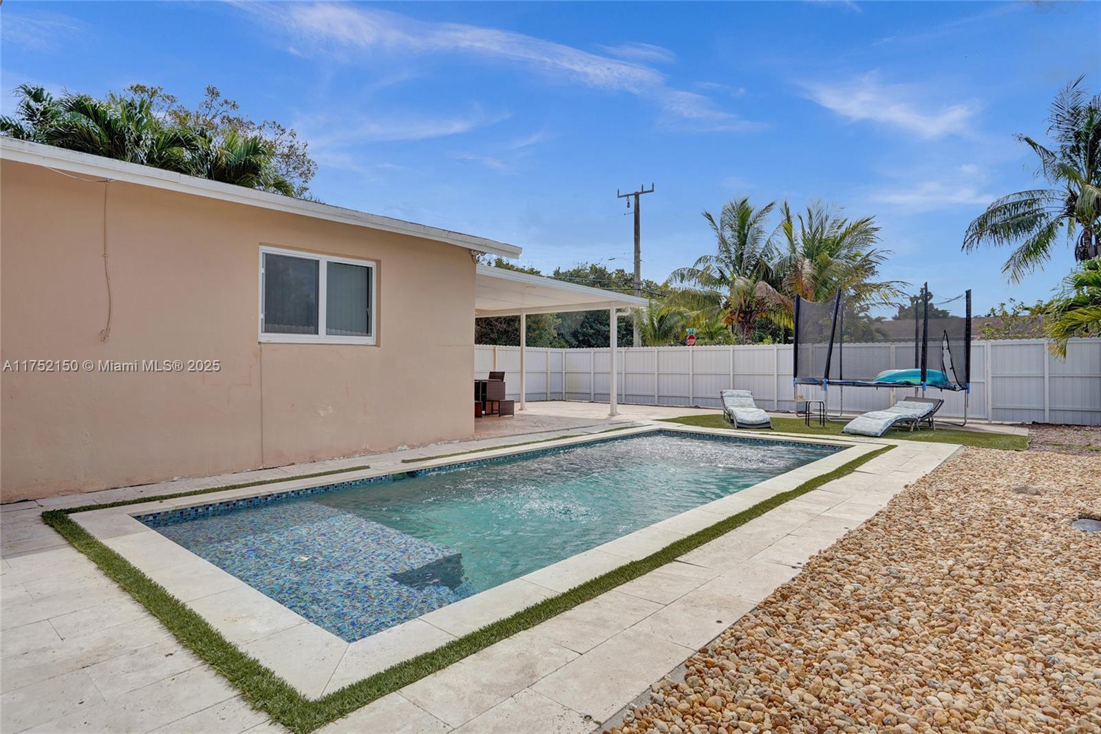 DRIFTWOOD ESTATES NO 10 - Residential