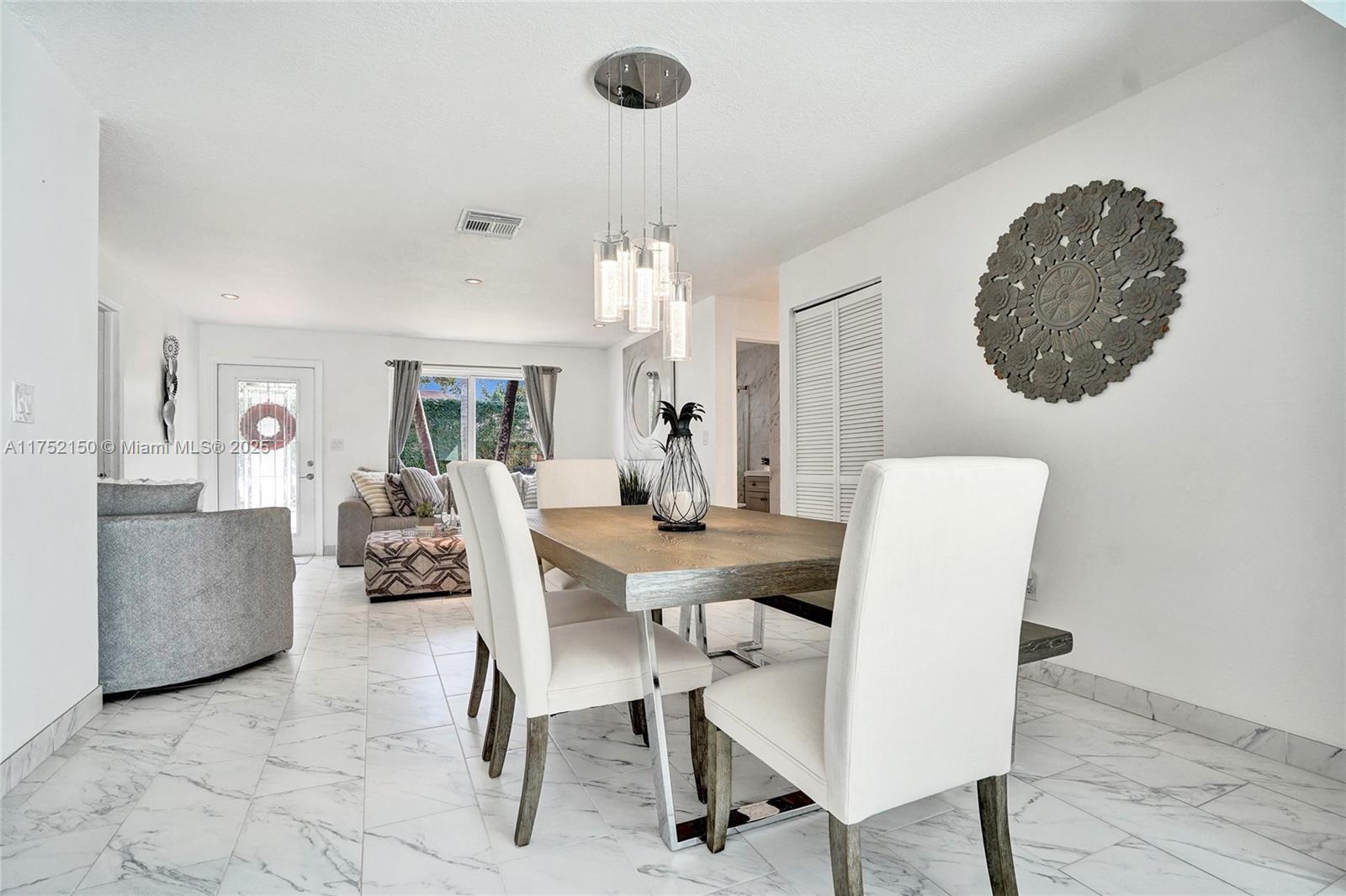 DRIFTWOOD ESTATES NO 10 - Residential