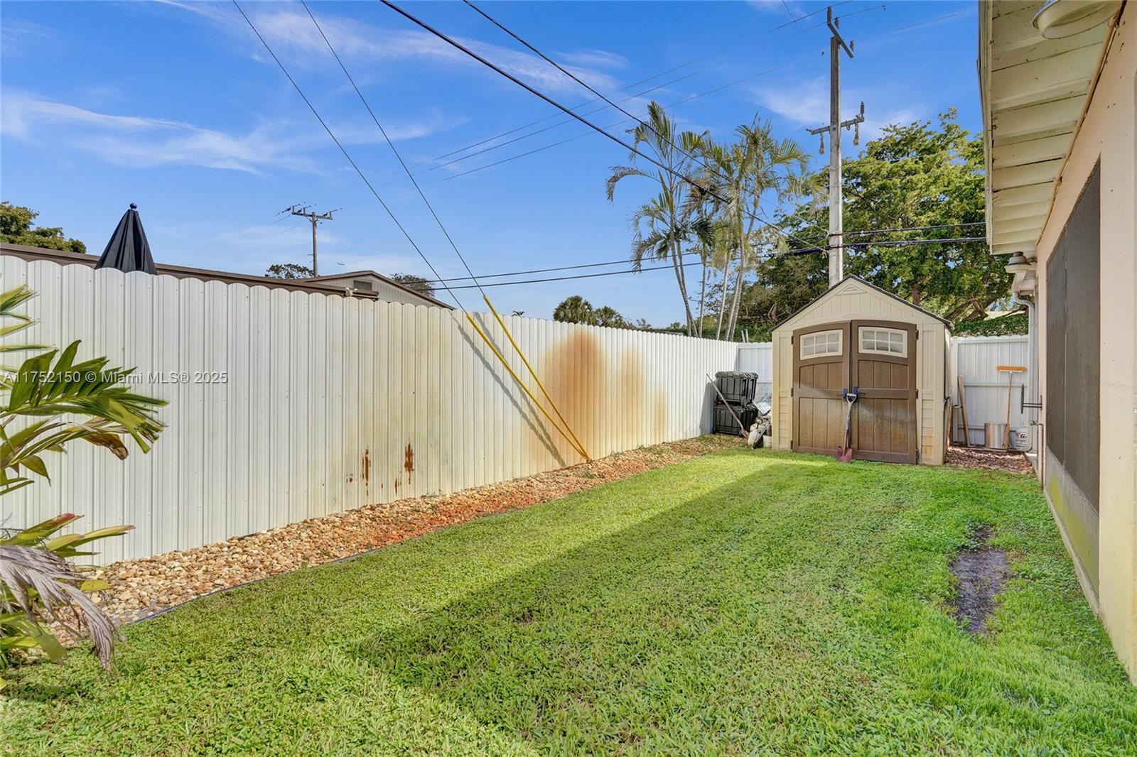 DRIFTWOOD ESTATES NO 10 - Residential