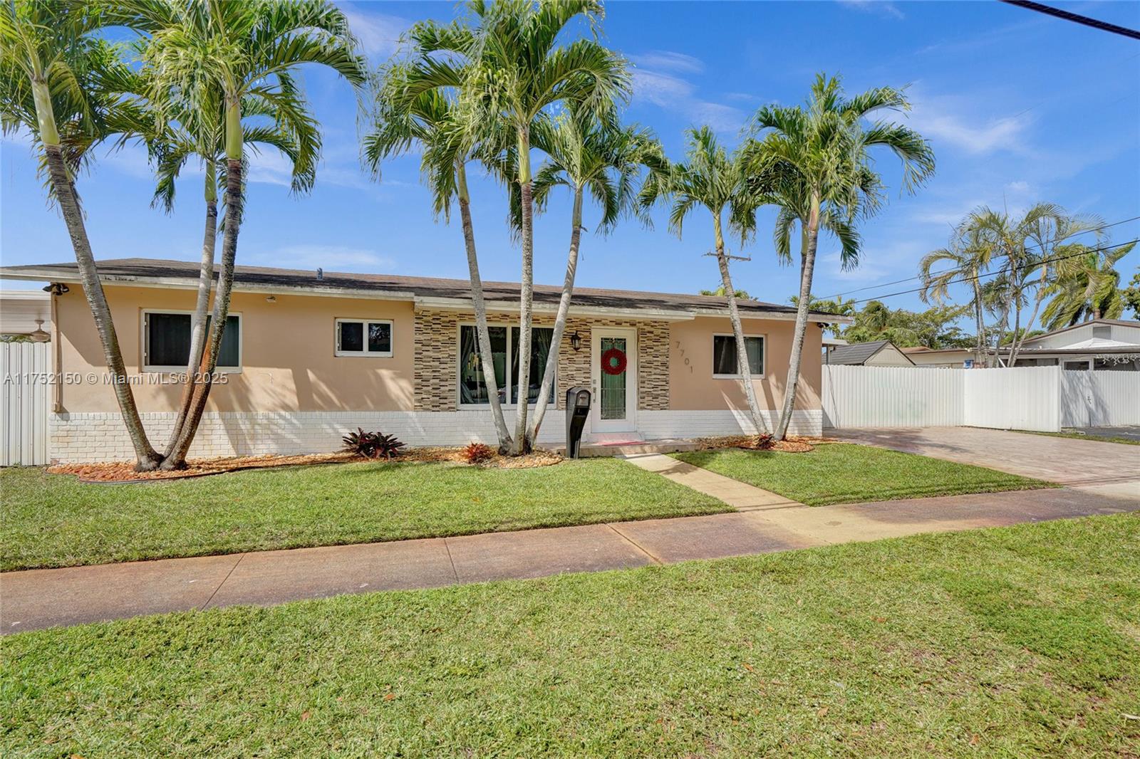 DRIFTWOOD ESTATES NO 10 - Residential