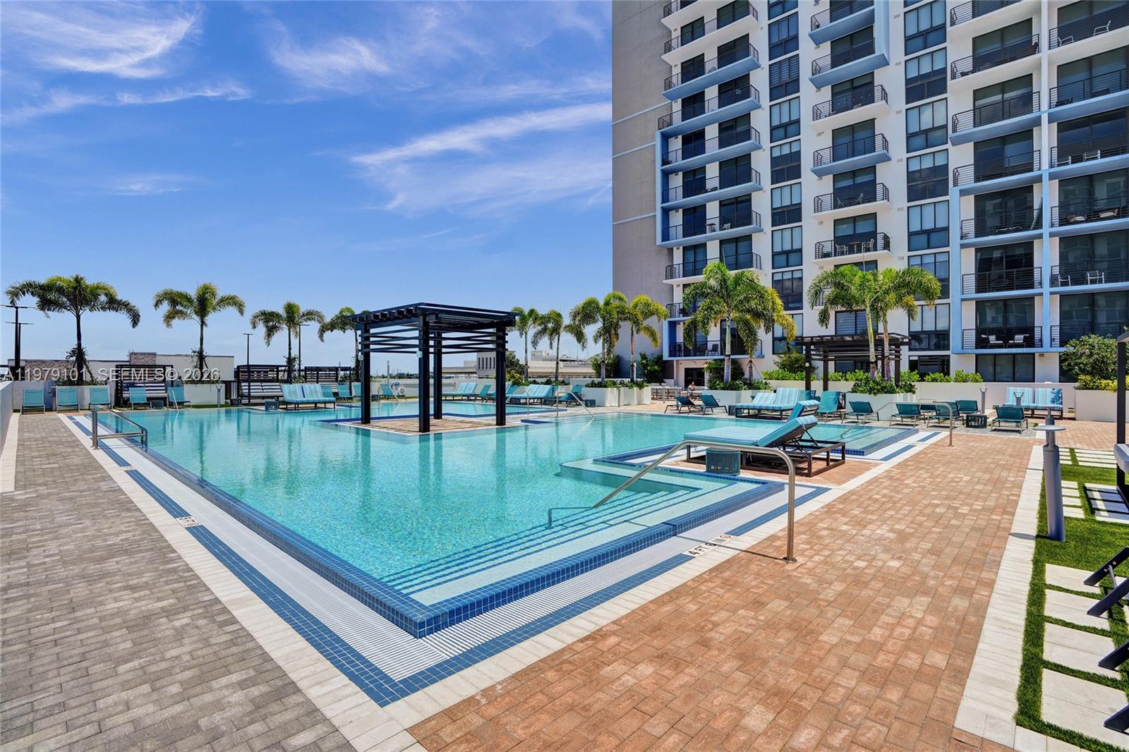 5350 PARK CONDO - Residential