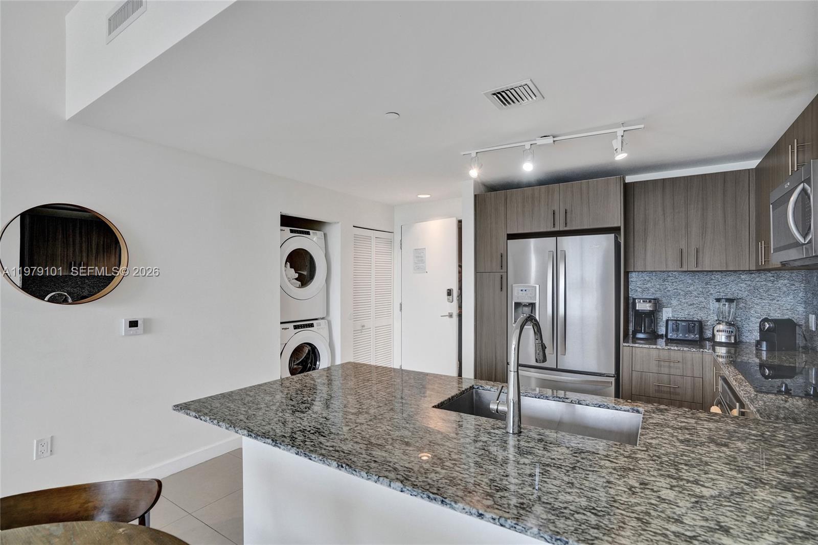 5350 PARK CONDO - Residential