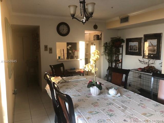 INTERNATIONAL PARK I COND - Residential