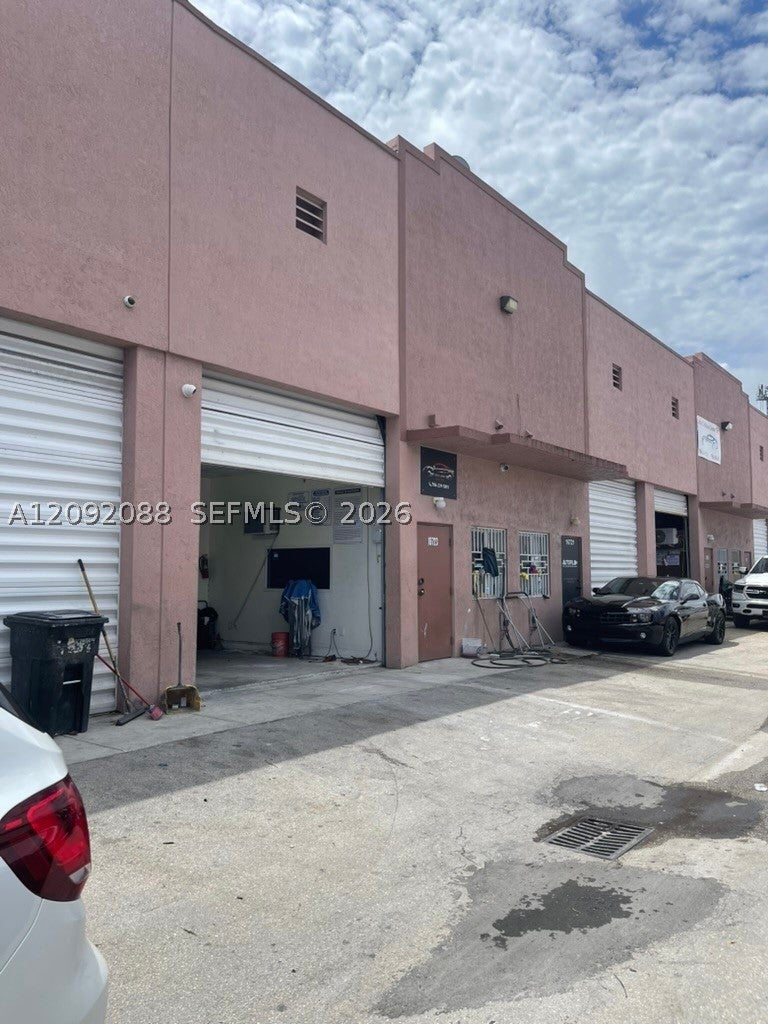 16723 SW 117th Ave 6F