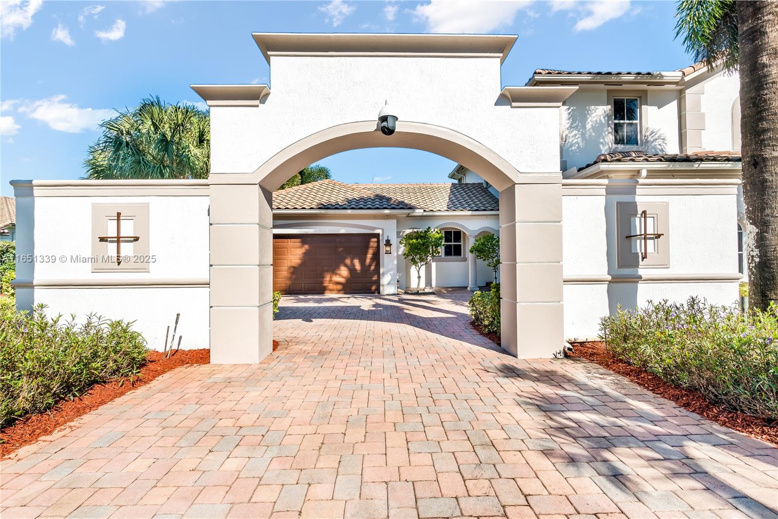 14403 S Jockey Cir S