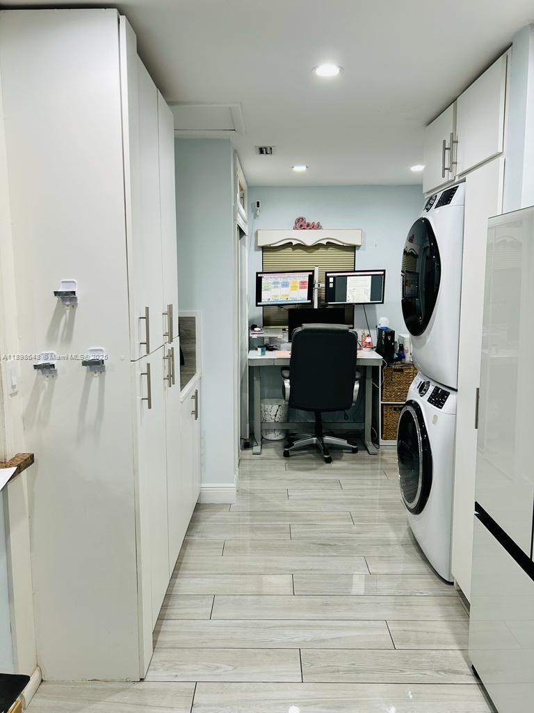 4TH ADDN TO STARLIGHT - Residential