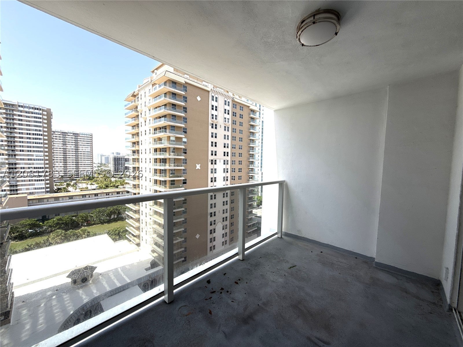 1904 S Ocean Dr 1206