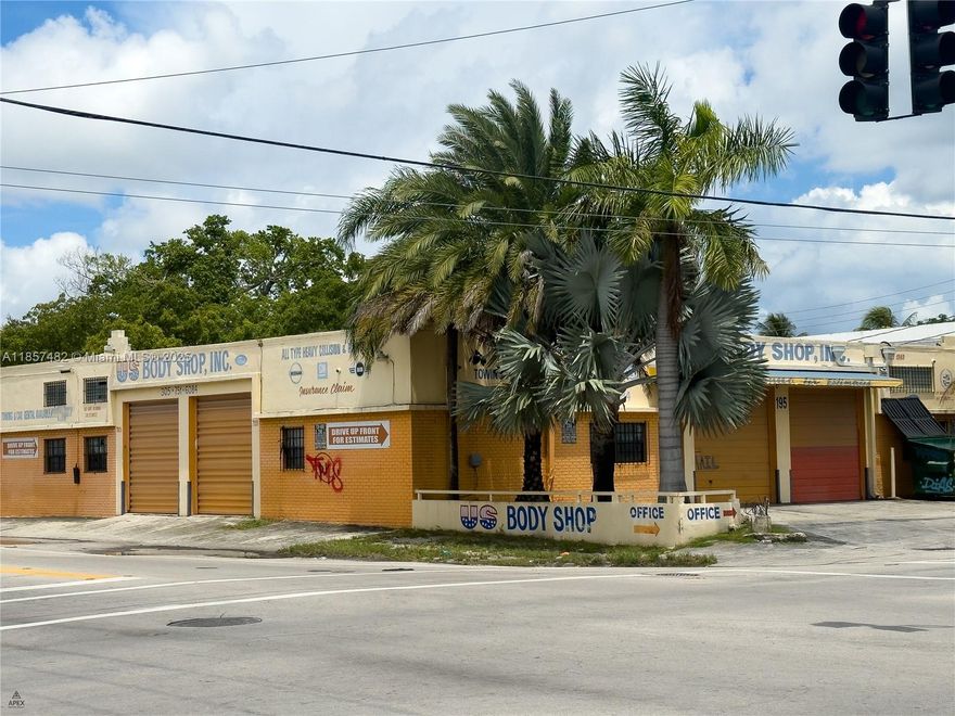 This is a rare opportunity to acquire fee-simple interest in a 5,785 SF industrial warehouse on a 9,600 SF lot at 195 NW 71st St, Miami. Located at the heart of the city's most transformative corridor—between Little River and Little Haiti—the property offers value-add or redevelopment potential. It is surrounded by $7.8B+ in planned investment, including 13,000+ new residential units and millions of square feet of commercial space. Its structure and zoning make it ideal for adaptive reuse (creative office, showroom, or retail) or ground-up development. Positioned to benefit from Miami’s ongoing urban evolution.