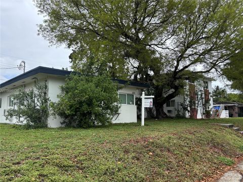 2071 NE 169th St North Miami Beach FL 33162