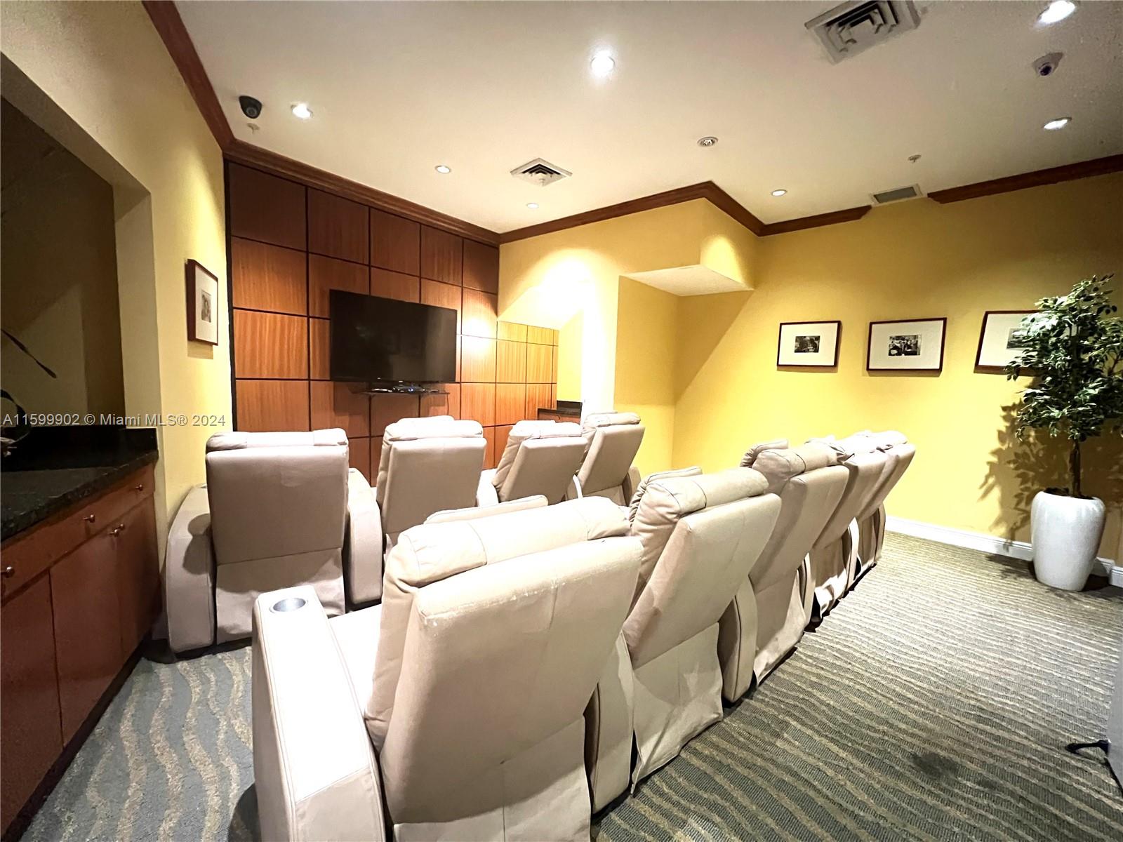 DUO CONDOMINIUM EAST - Residential