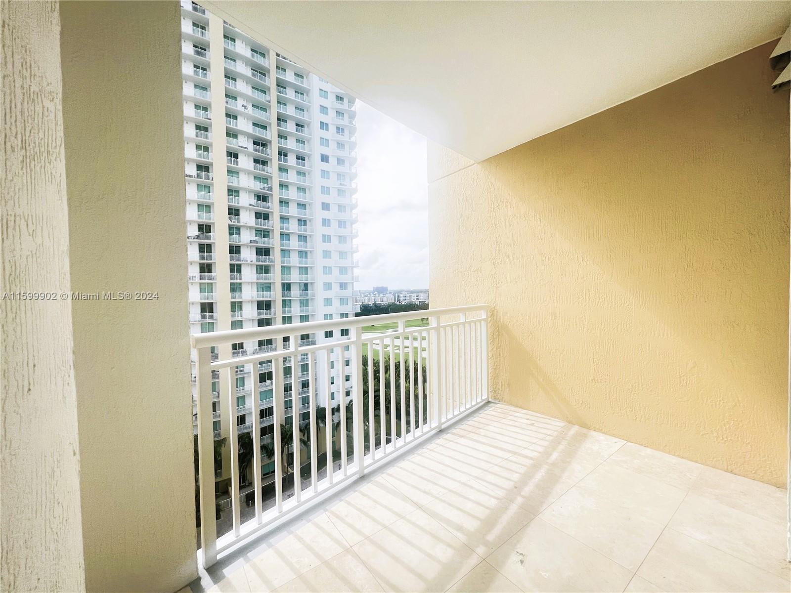 DUO CONDOMINIUM EAST - Residential