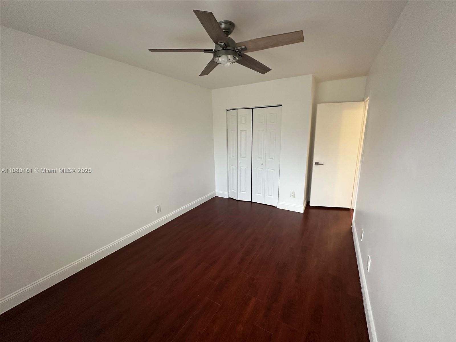 TWIN LAKE GARDENS - Residential Lease