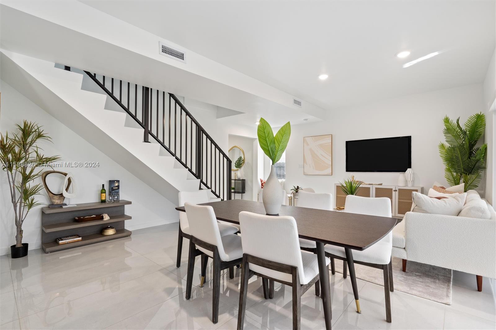 On Alba - Residential