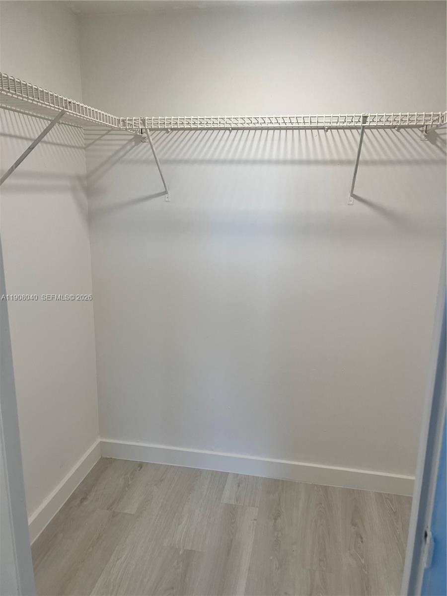 WELLEBY TOWNHOME 1 CONDO - Residential