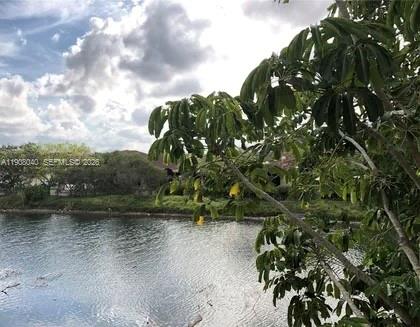 WELLEBY TOWNHOME 1 CONDO - Residential