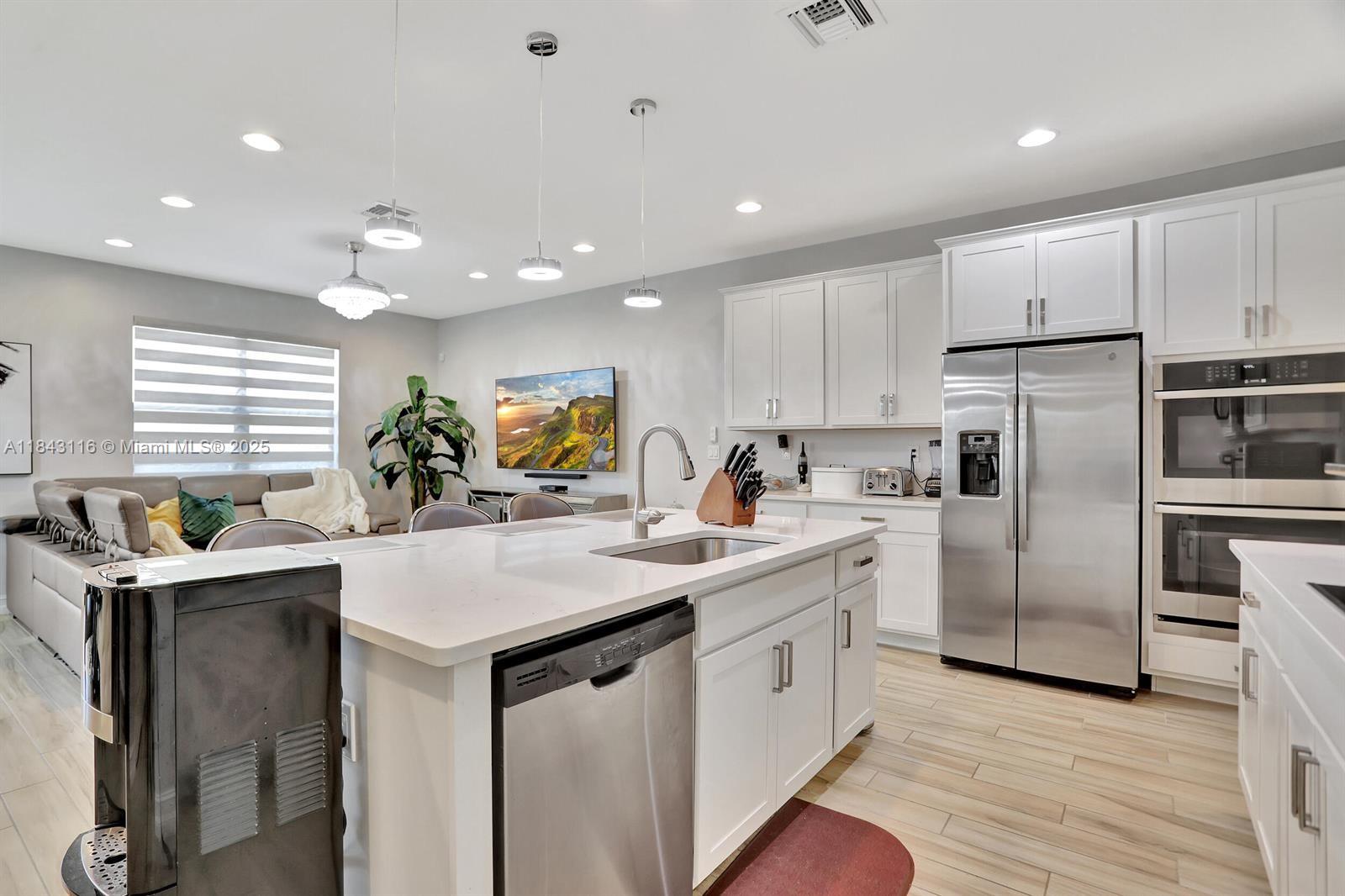 9517 Glider Way
