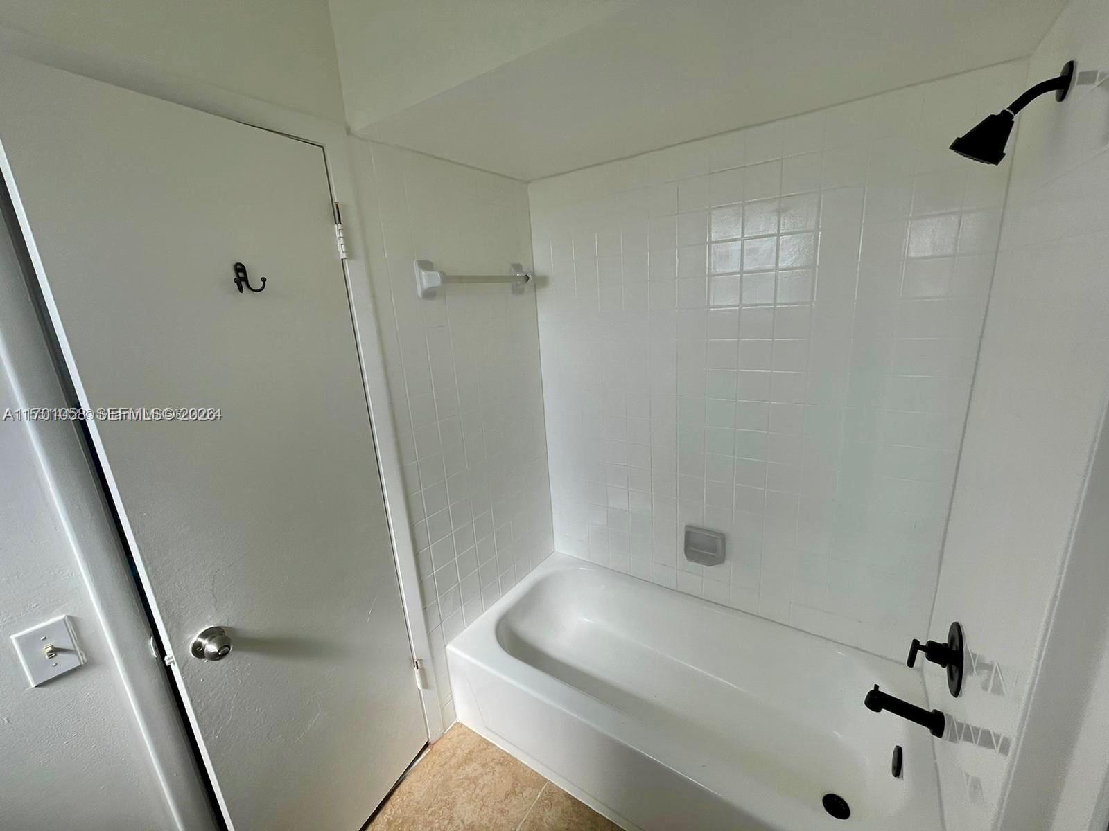 WINDMILL LAKES III CONDO - Residential