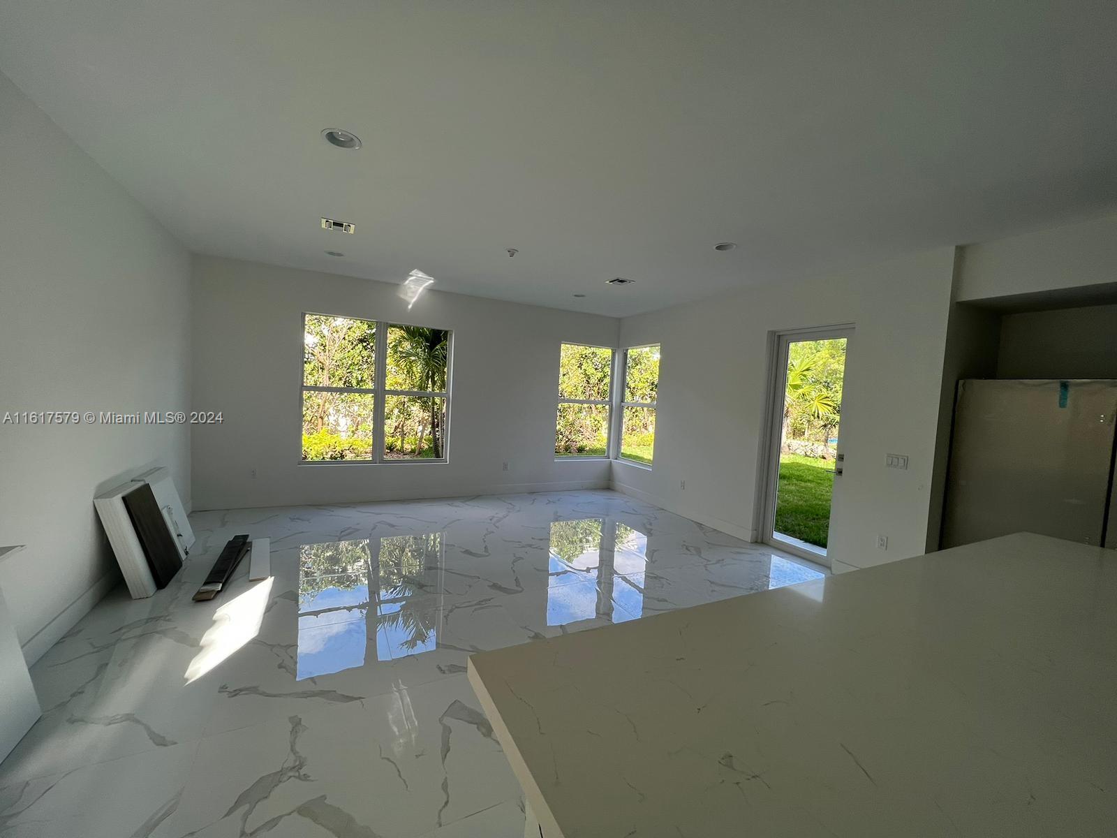 FOREST VIEW ESTATES - Residential