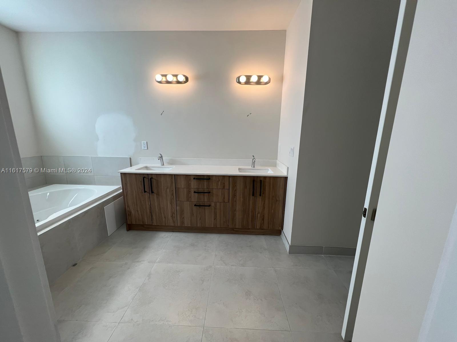 FOREST VIEW ESTATES - Residential