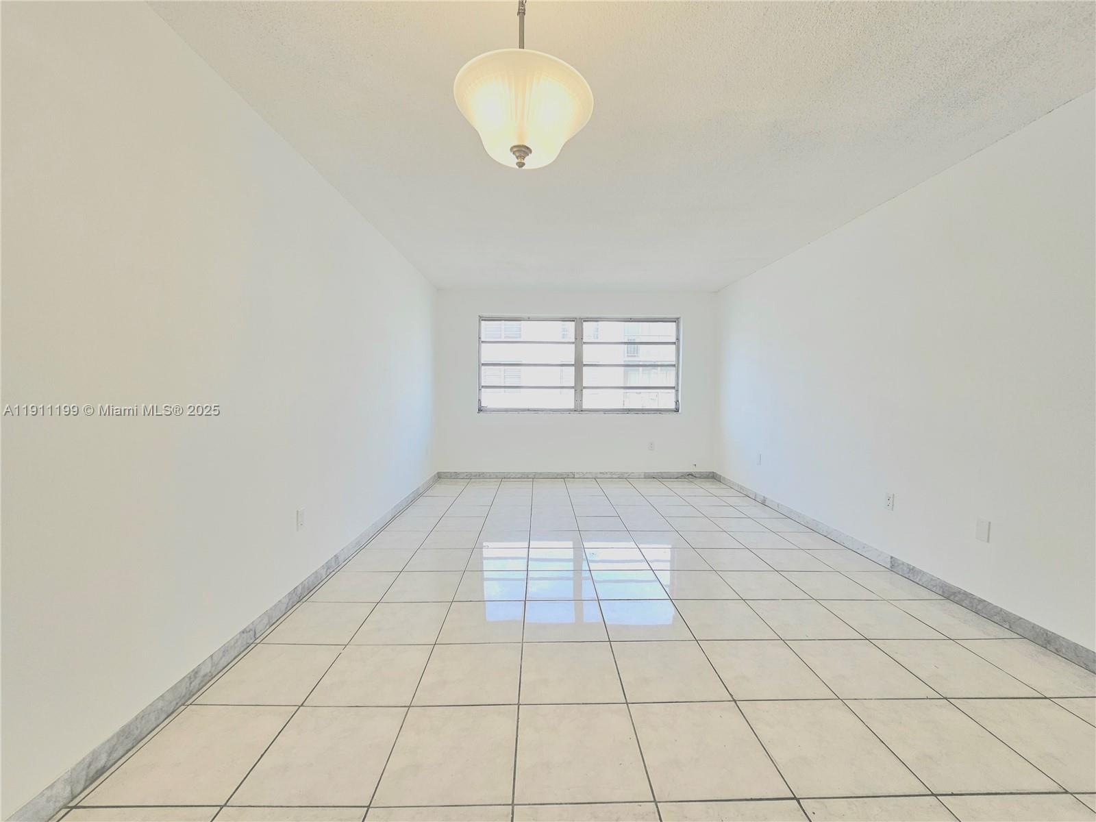 WINDWARD CONDO - Residential Lease