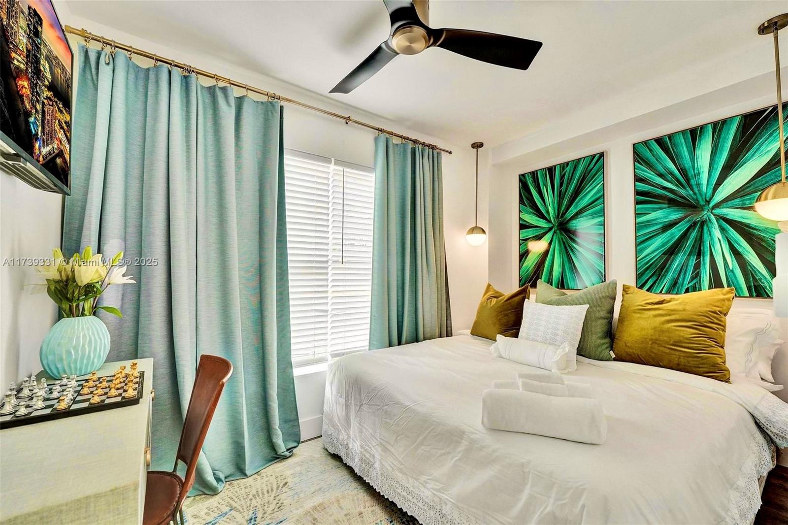 Property for Sale at 100 Collins Ave 311, Miami Beach, Miami-Dade County, Florida - Bedrooms: 1 
Bathrooms: 1  - $350,000