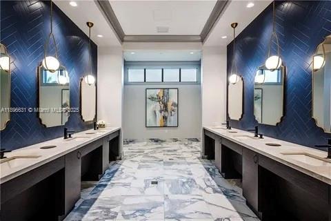 THE NATIONAL - Residential Lease