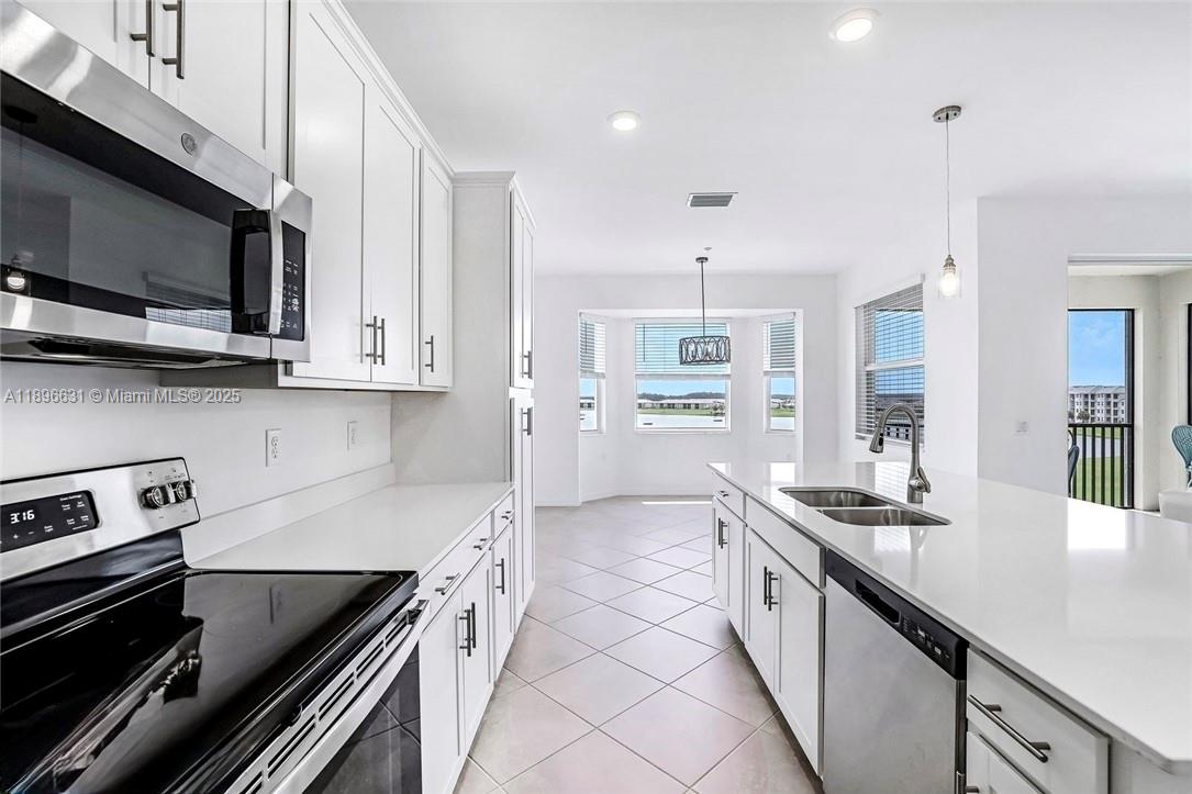 THE NATIONAL - Residential Lease