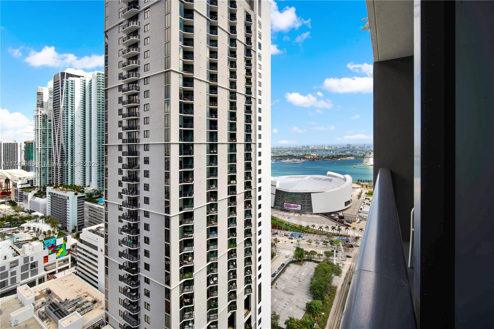 Property for Sale at 601 Ne 1st Ave 2709, Miami, Broward County, Florida - Bedrooms: 1 
Bathrooms: 1  - $525,000