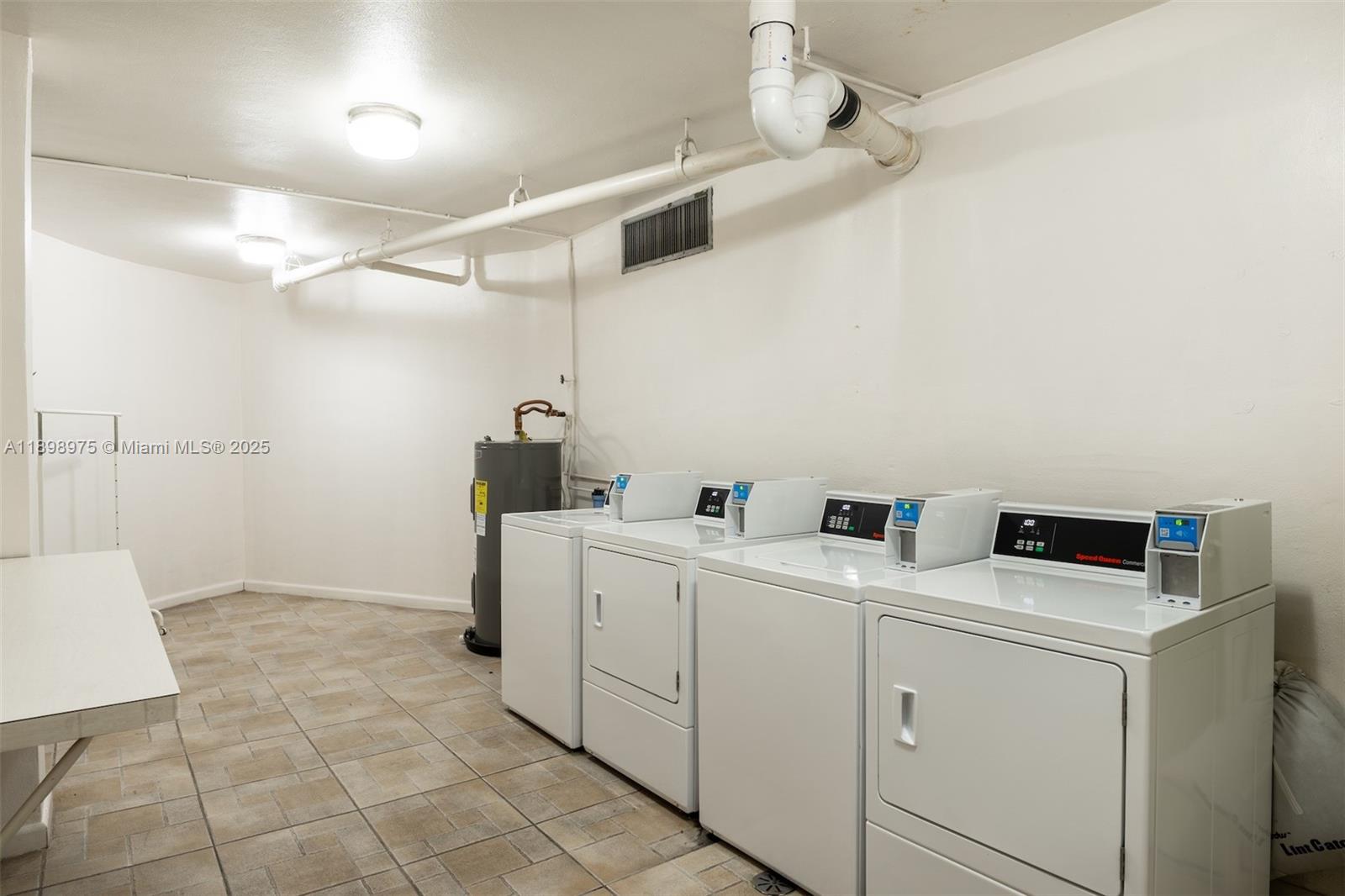 THE SHORES CONDOMINIUM - Residential