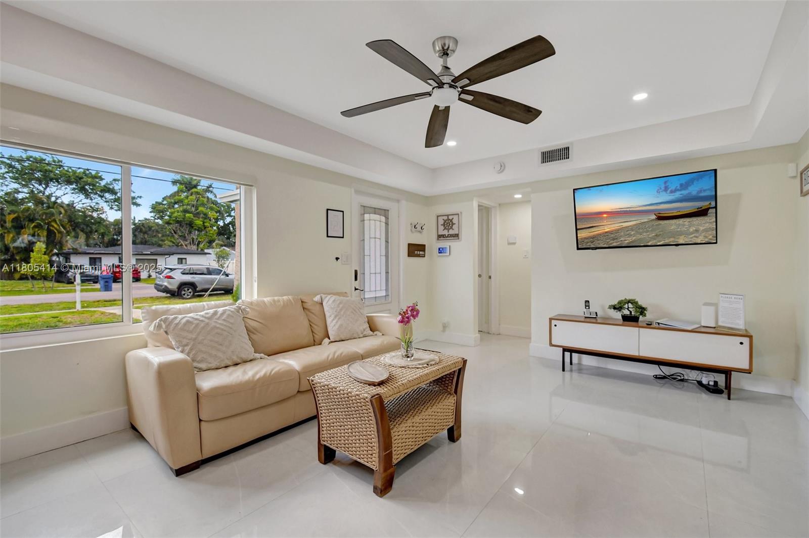 FLORAL RIDGE - Residential Lease