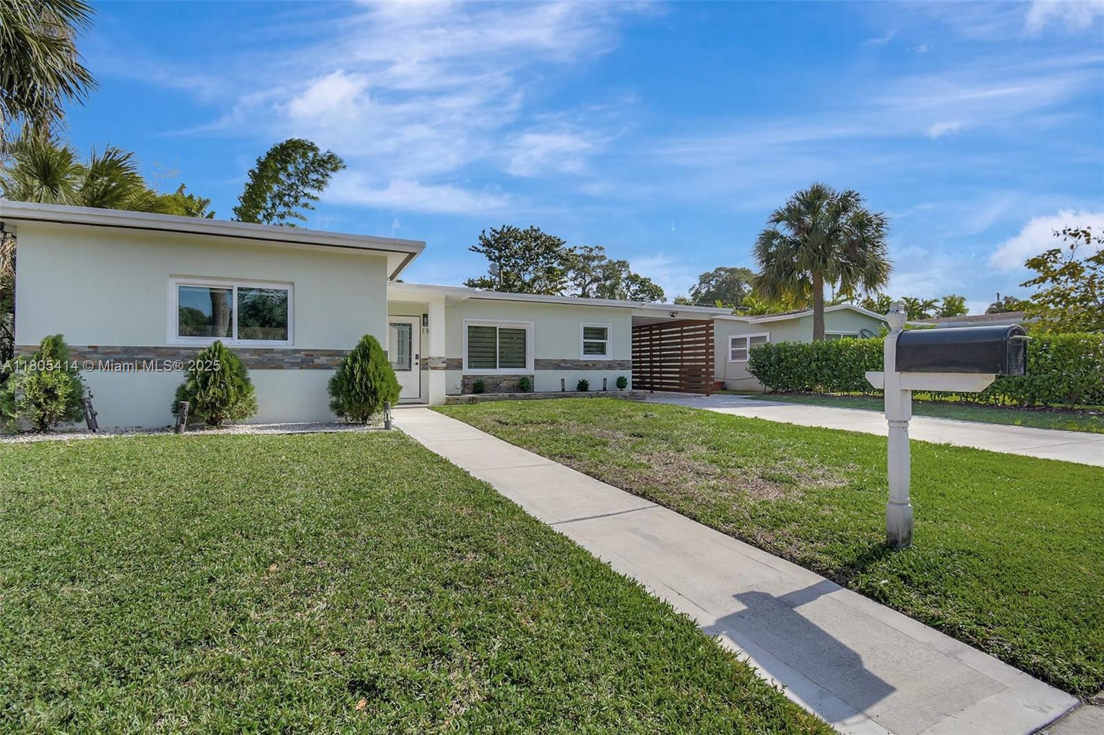 1100 Sw 20th St 1, Fort Lauderdale, Broward County, Florida - 3 Bedrooms  
2 Bathrooms - 