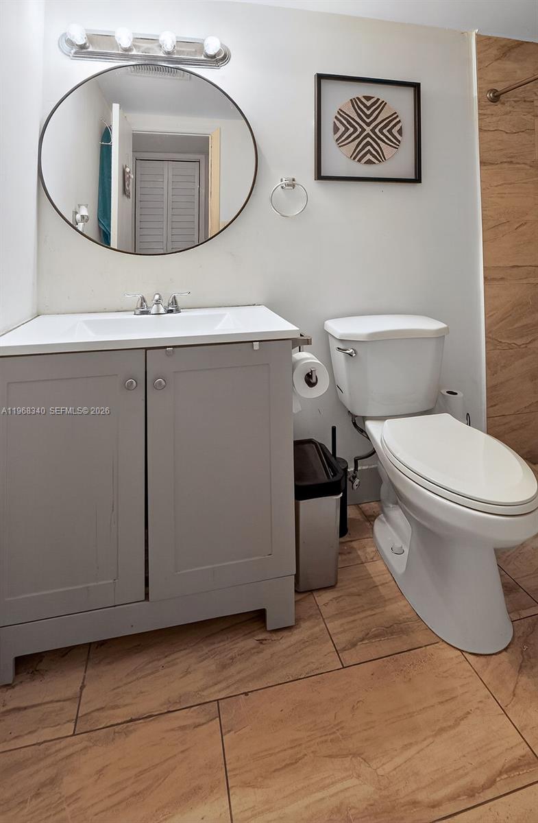 RO-MONT SOUTH CONDO J - Residential