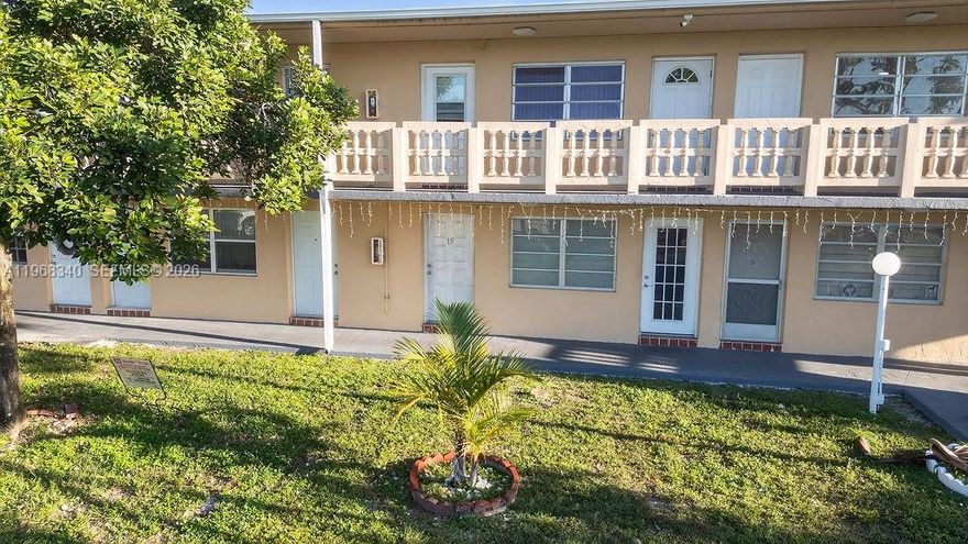 Well-maintained 1-bedroom, 1-bath residence located in the desirable 55+ community of Ro-Mont South. This unit features an additional flex room, offering valuable extra space ideal for a home office, hobby area, or reading room (not a legal bedroom).
Bright and functional layout for living and dining areas and a spacious primary bedroom. The flex space enhances the home’s overall versatility without altering the official bedroom count.
 The building roof was replaced in 2024, providing added value and peace of mind.
Community amenities include a clubhouse, pool, and well-maintained common grounds. Conveniently located near major roadways, shopping, dining, and everyday services.