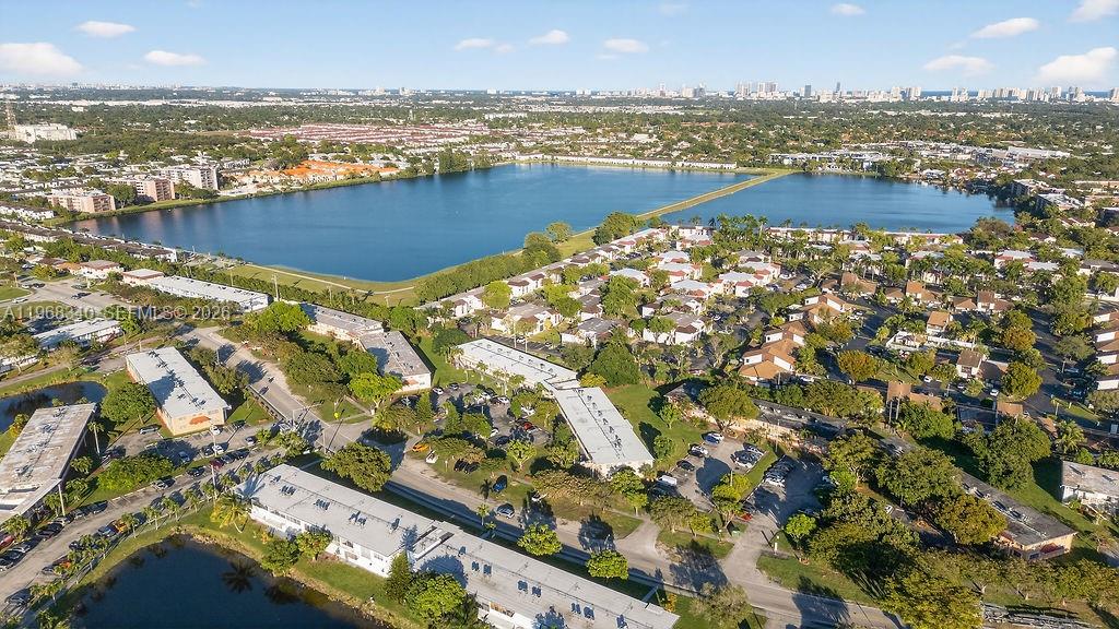 RO-MONT SOUTH CONDO J - Residential