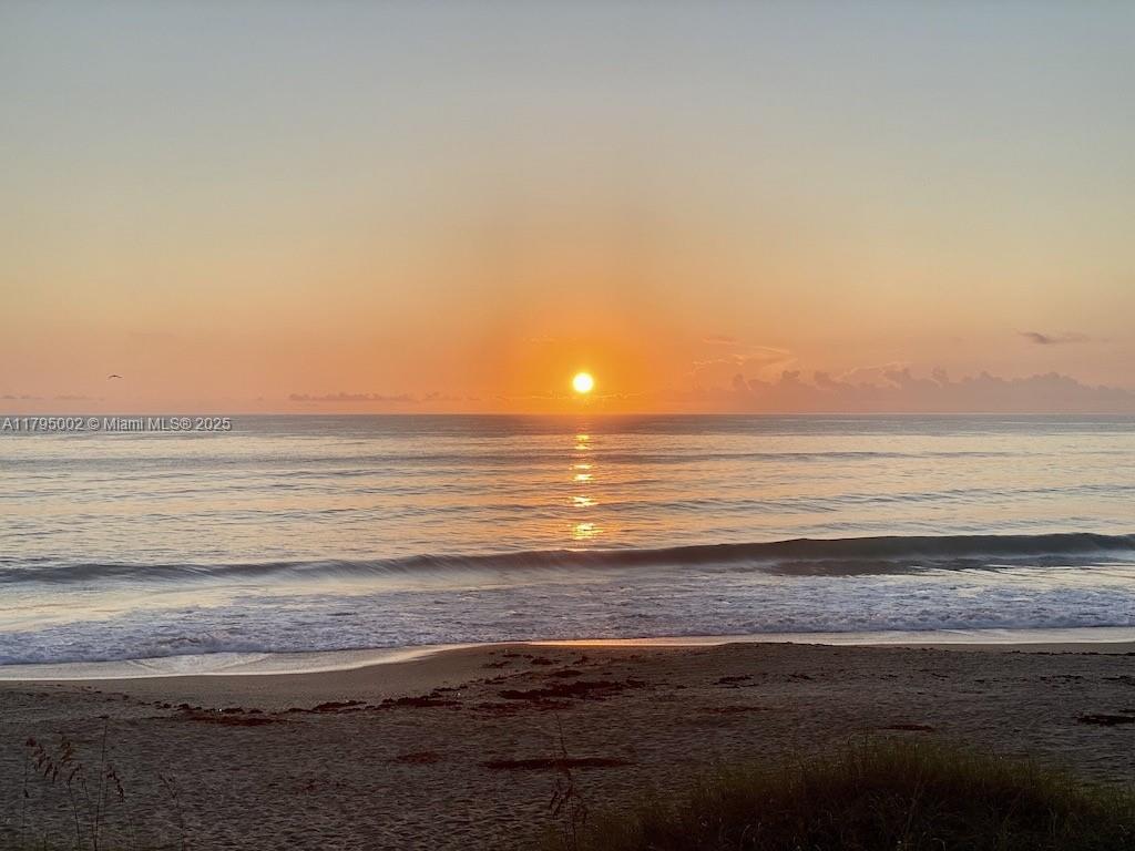 VILLA DEL SOL CONDOMINIUM - Residential