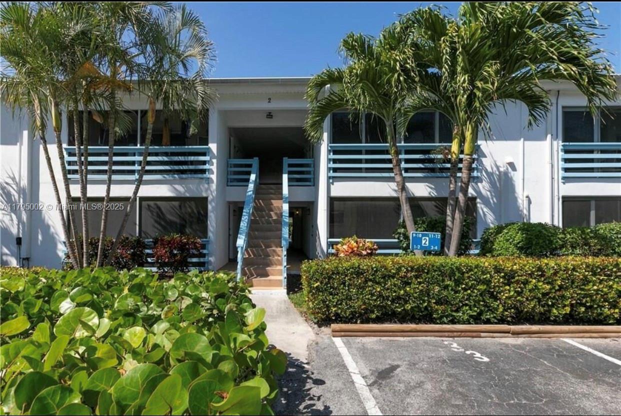 11000 S Ocean Dr 211