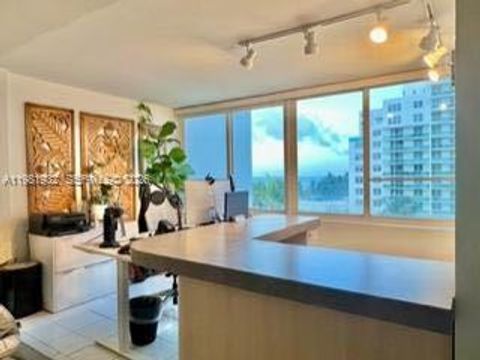 Photo of 5005 Collins Ave #518, Miami Beach, FL 33140 (MLS # A11981932)