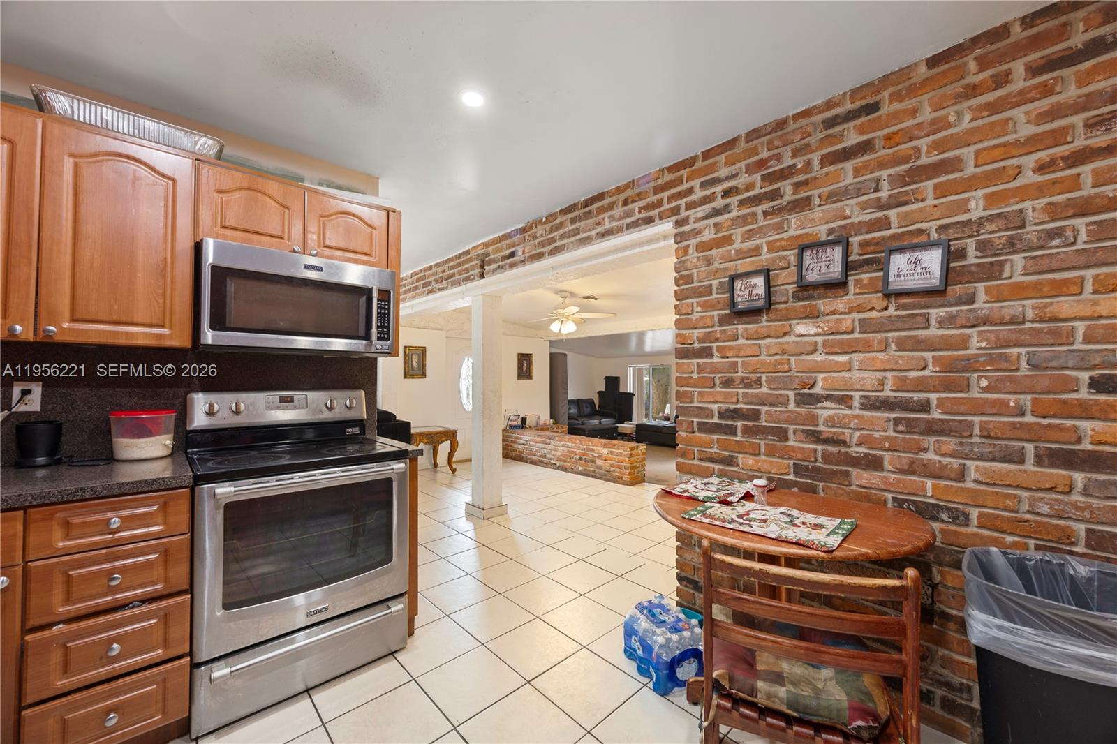 LAKE FOREST SEC 4 - Residential