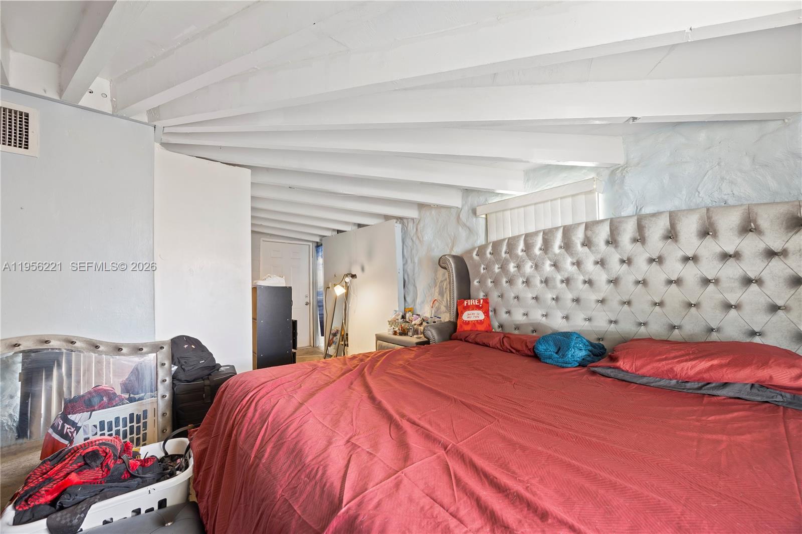 LAKE FOREST SEC 4 - Residential