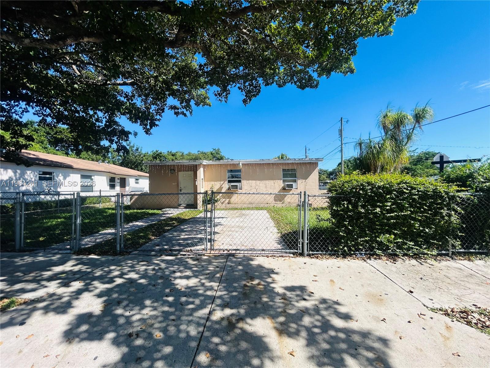 WEST PERRINE - Residential