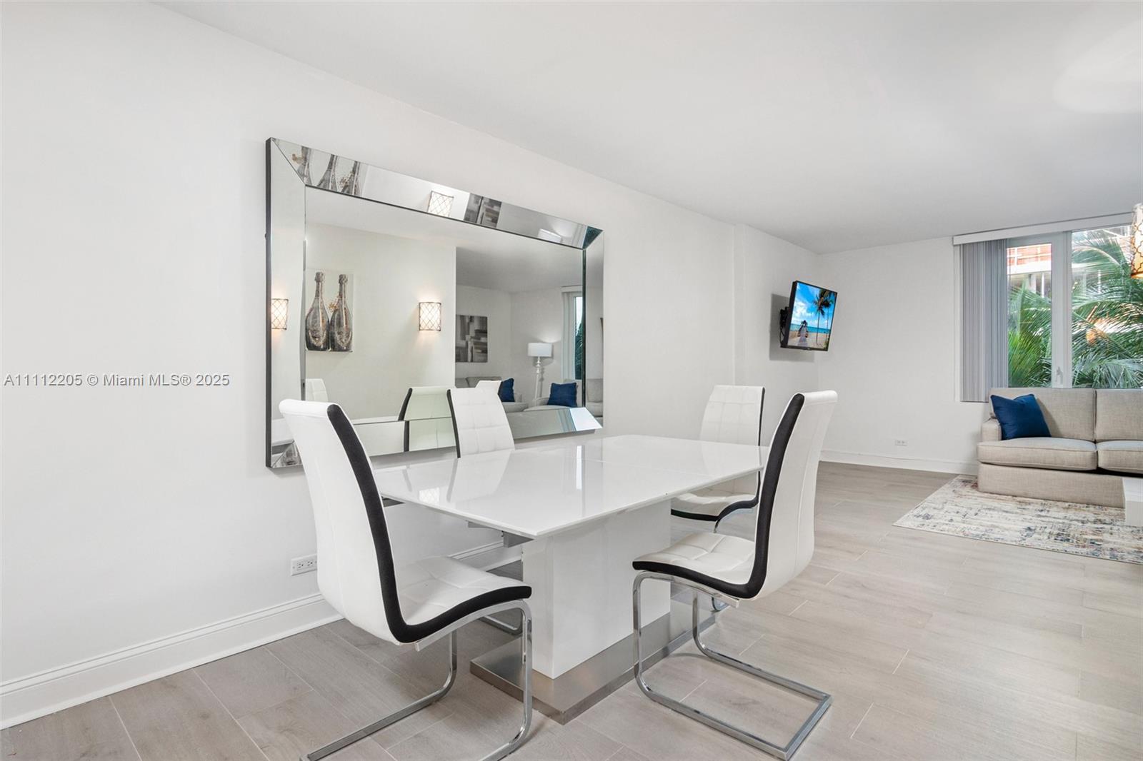 RONEY PALACE CONDO - Residential Lease