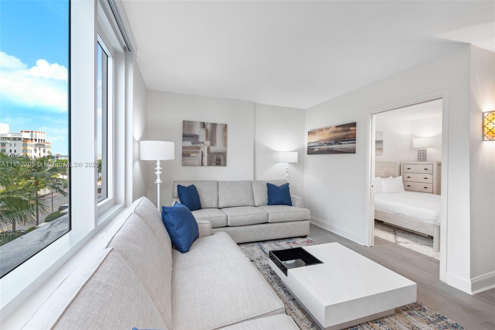 RONEY PALACE CONDO - Residential Lease