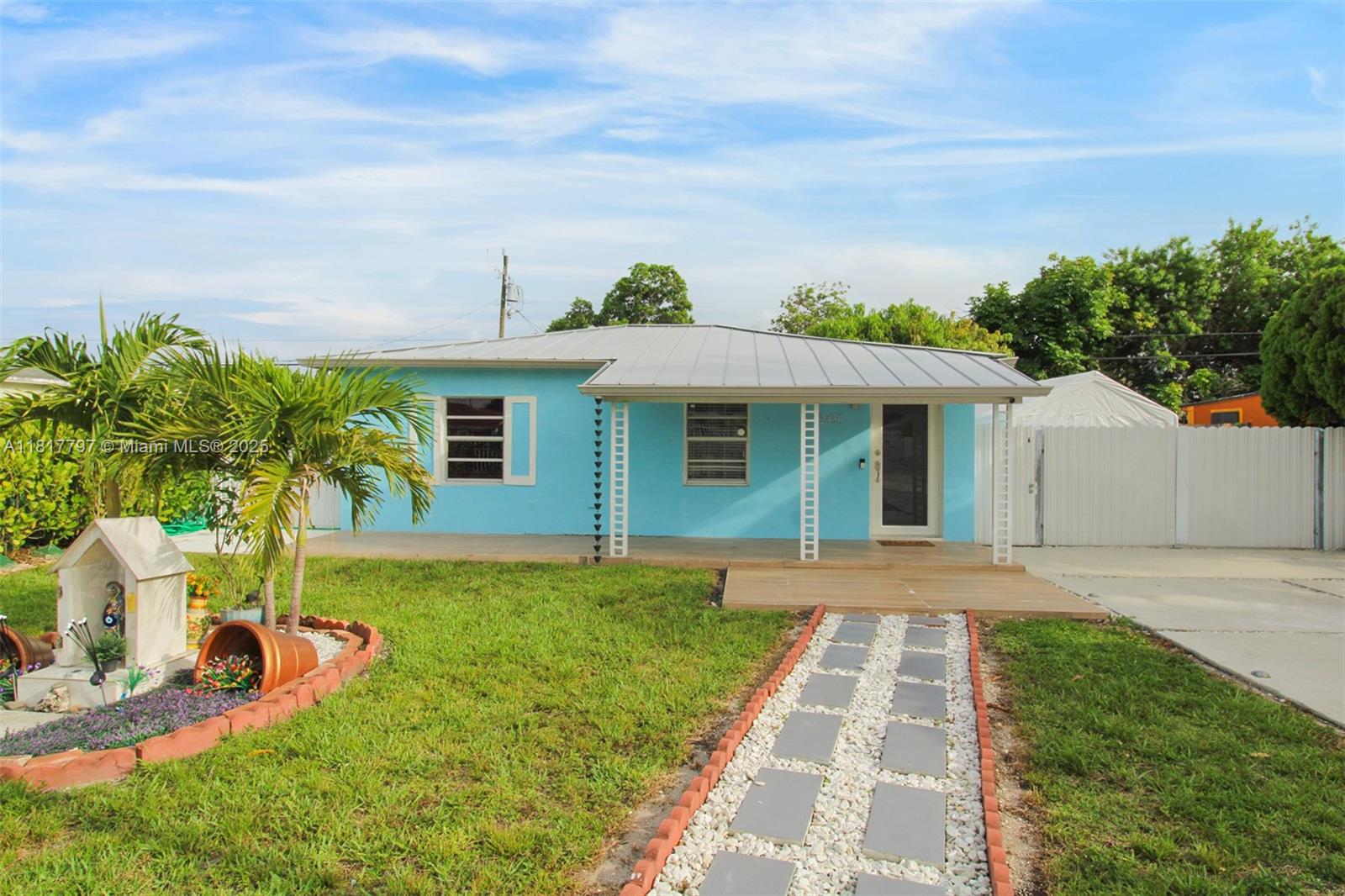Property for Sale at 2450 Nw 152nd Ter, Miami Gardens, Broward County, Florida - Bedrooms: 2 
Bathrooms: 1  - $485,000